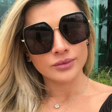 Charger l&#39;image dans la galerie, Lunettes de soleil surdimensionnées pour femmes
